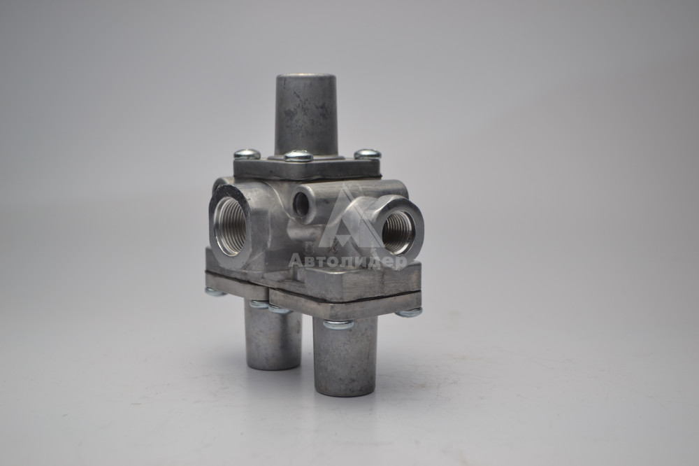100-3515210 Клапан защитный 3-х контурный 100-3515210 RADLINE