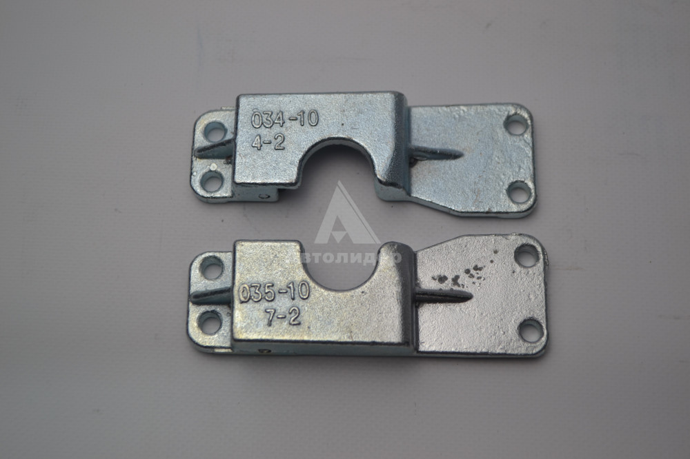 53205-6105034/35 Фиксатор двери н/о "RADLINE" 53205-6105034/35